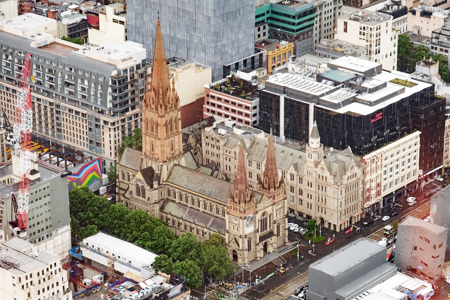 Melbourne, vistas de la Catedral de San Patricio desde la  Eureka Tower