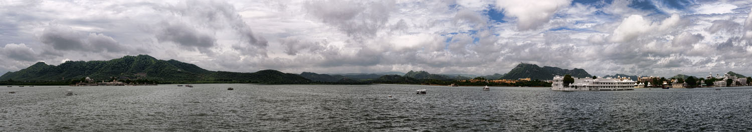 Udaipur (India), Pichola Lake