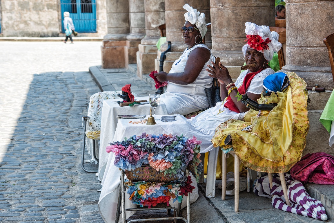 La Habana.  Religiosas afrocubanas