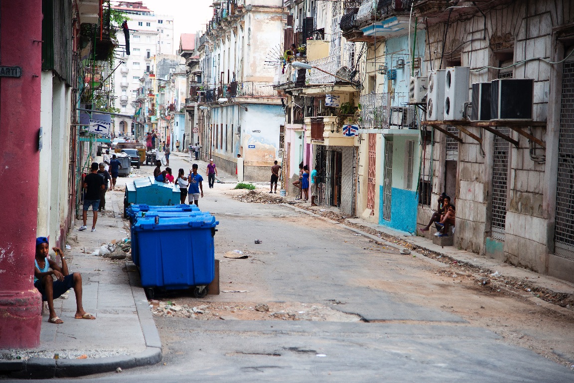 La Habana. Calle en Centro Habana