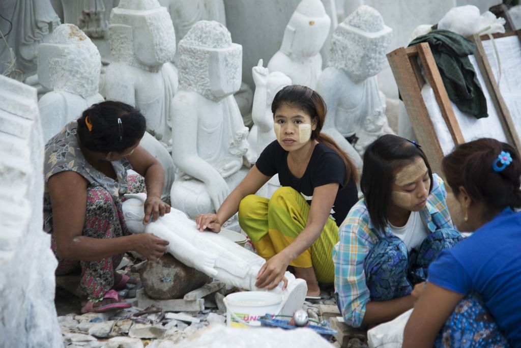 Mandalay, barrio de los talleres de mármol
