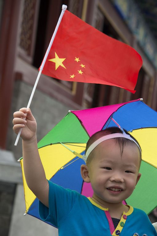 Beijing, niño en el Templo del Cielo