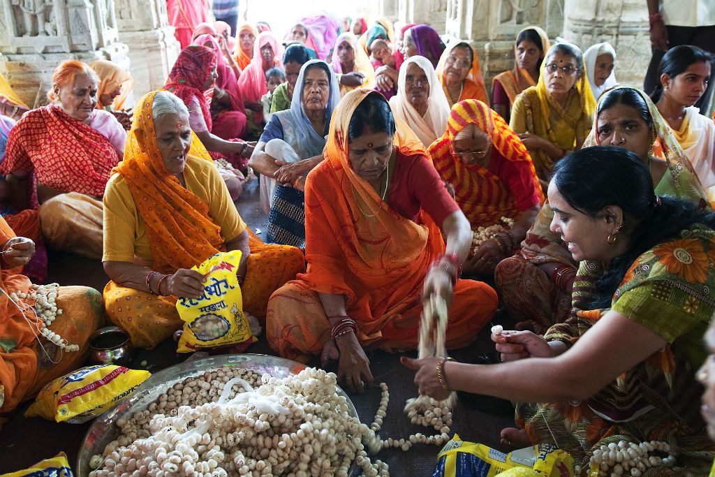 Udaipur, ofrendas en Jagdish Mandir