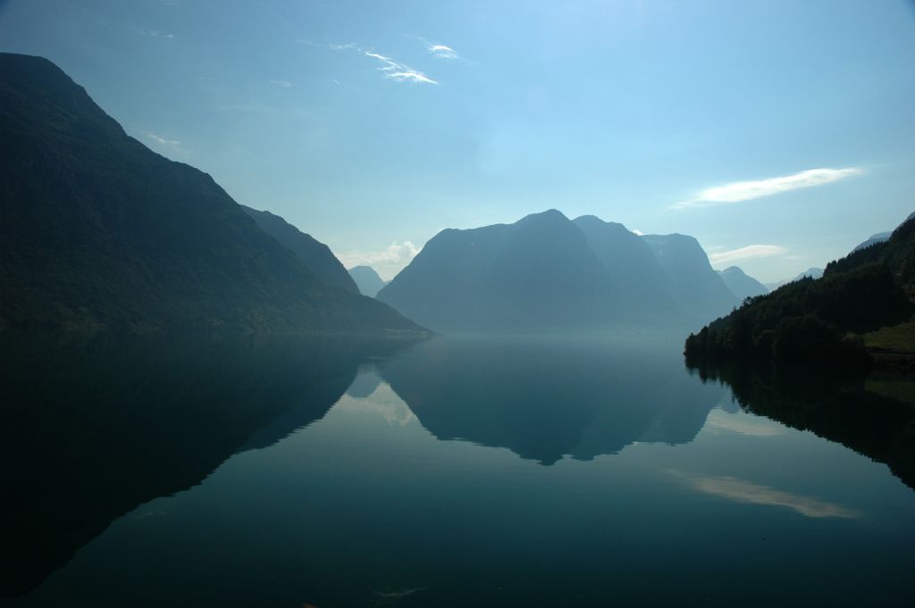 Carreterra de Geiranger a Briksdal (Noruega), 2004