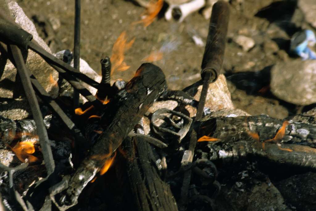 Out of the "curro", the branding starts