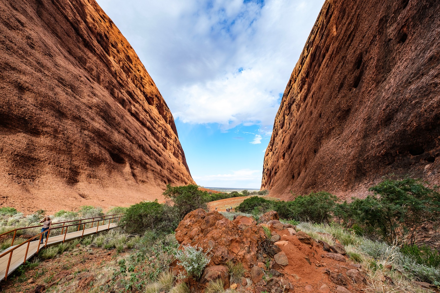 Kata Tjuṯa (The Olgas)