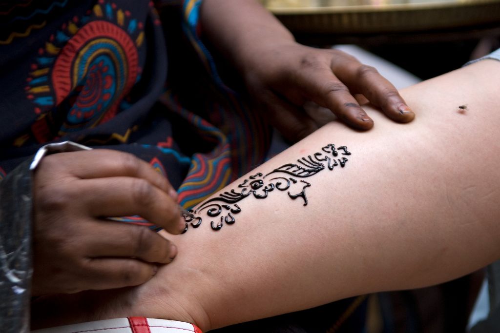 Cairo, henna