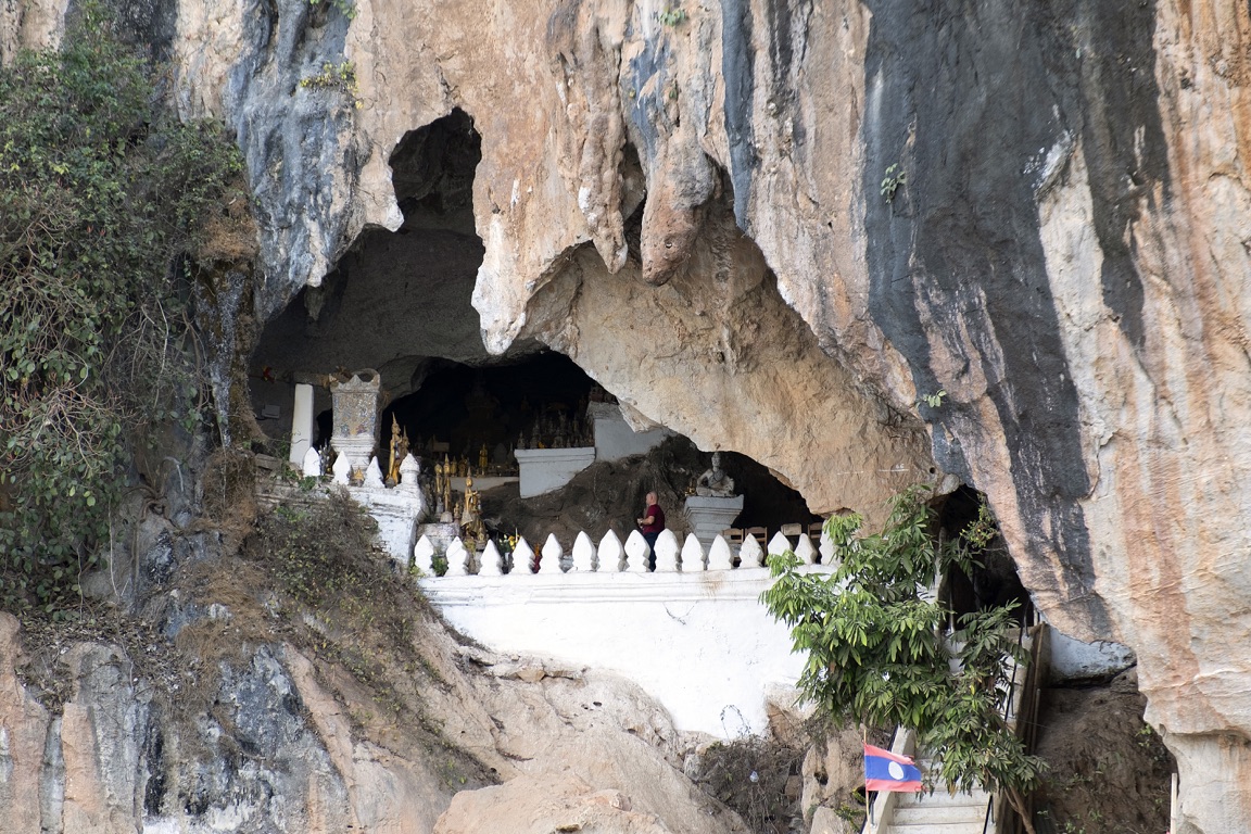 Pak Ou Caves