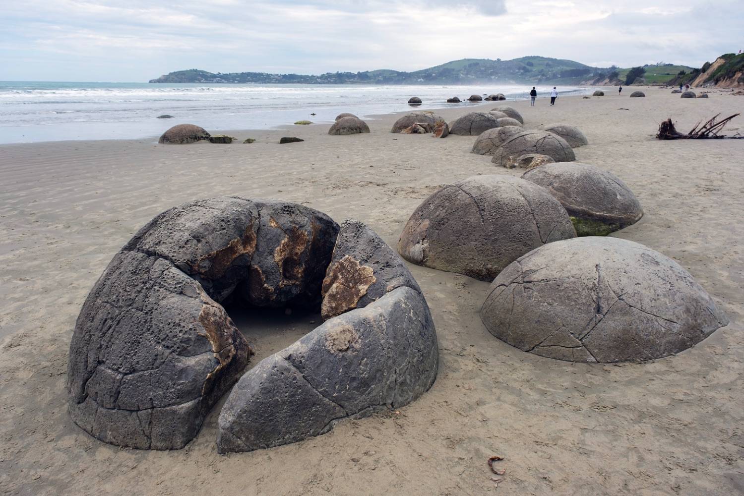 Moeraki Boulders