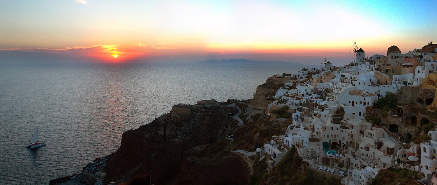 Oia, Santorini (Greece)