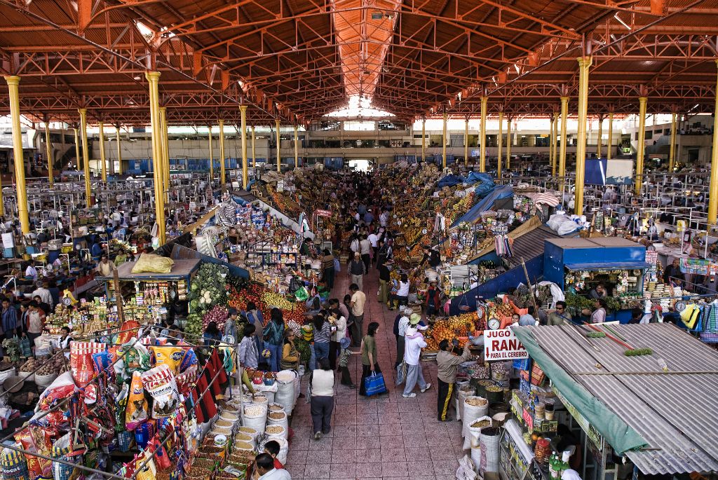 Arequipa, San Camilo market
