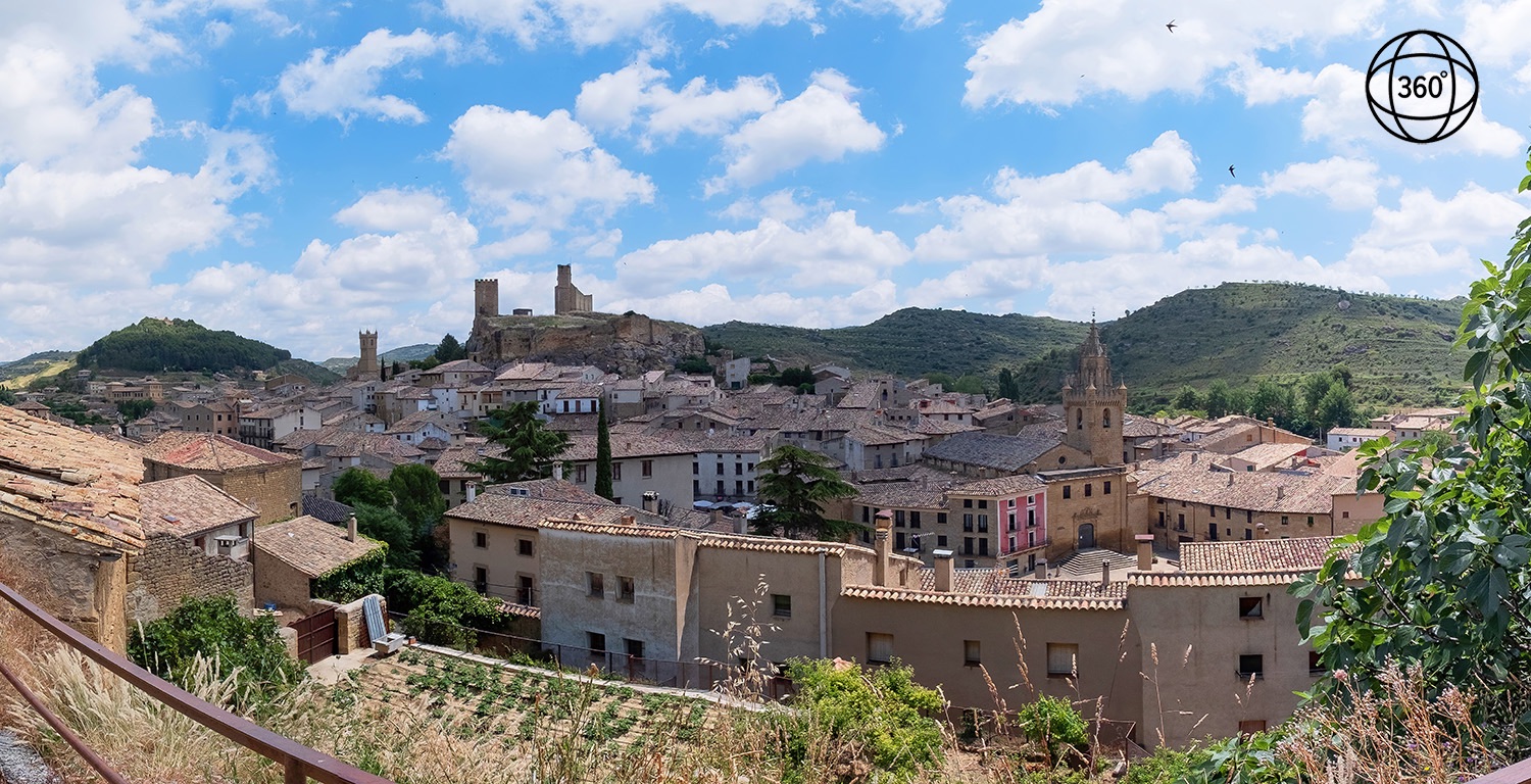 Uncastillo (Zaragoza) - Fotografía en 360º (pinchar en la imagen para navegar por ella)