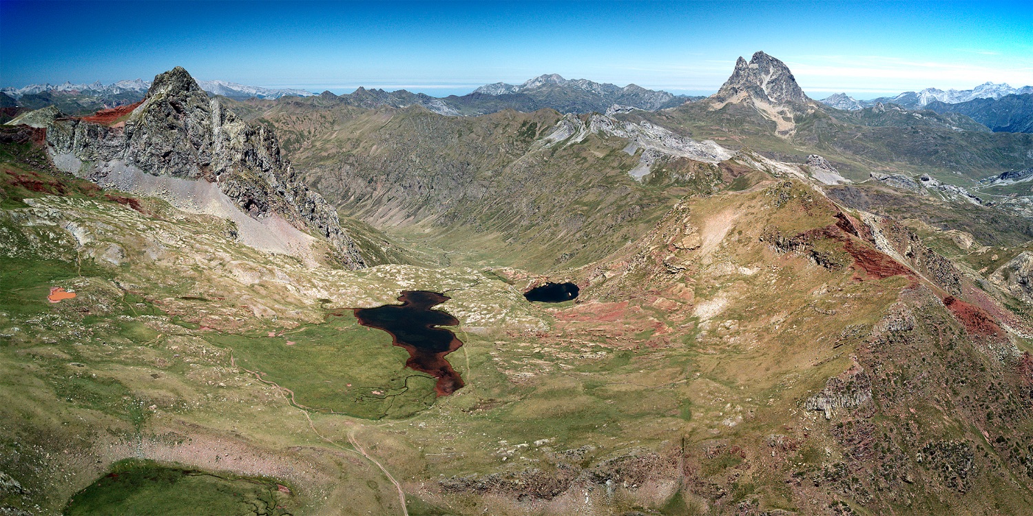 Pico e Ibones de Anayet (Huesca) y Midi d'Ossau (Francia)