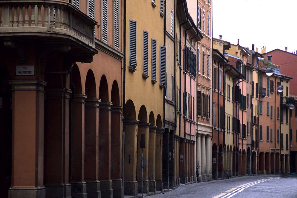 Bologna, calle Zaragoza