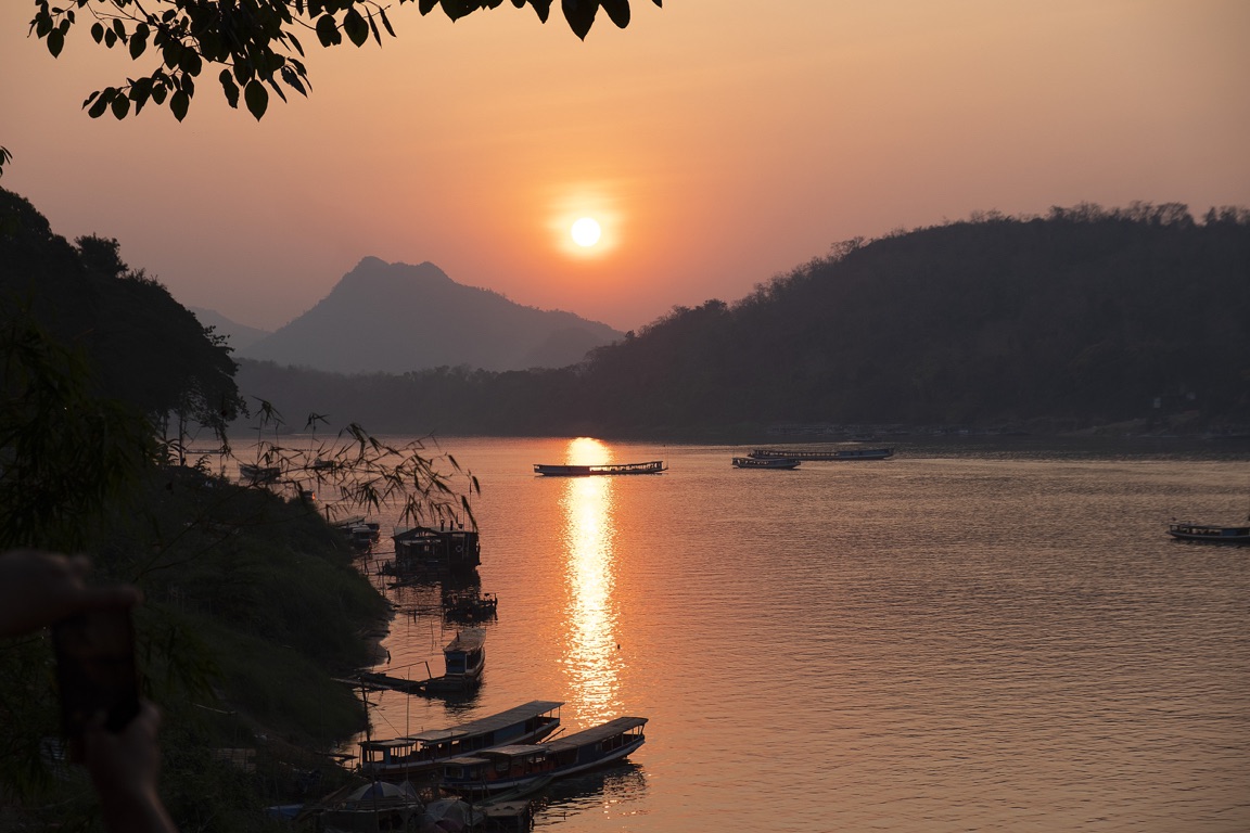 Luang Prabang, atardecer sobre el Río Mekong