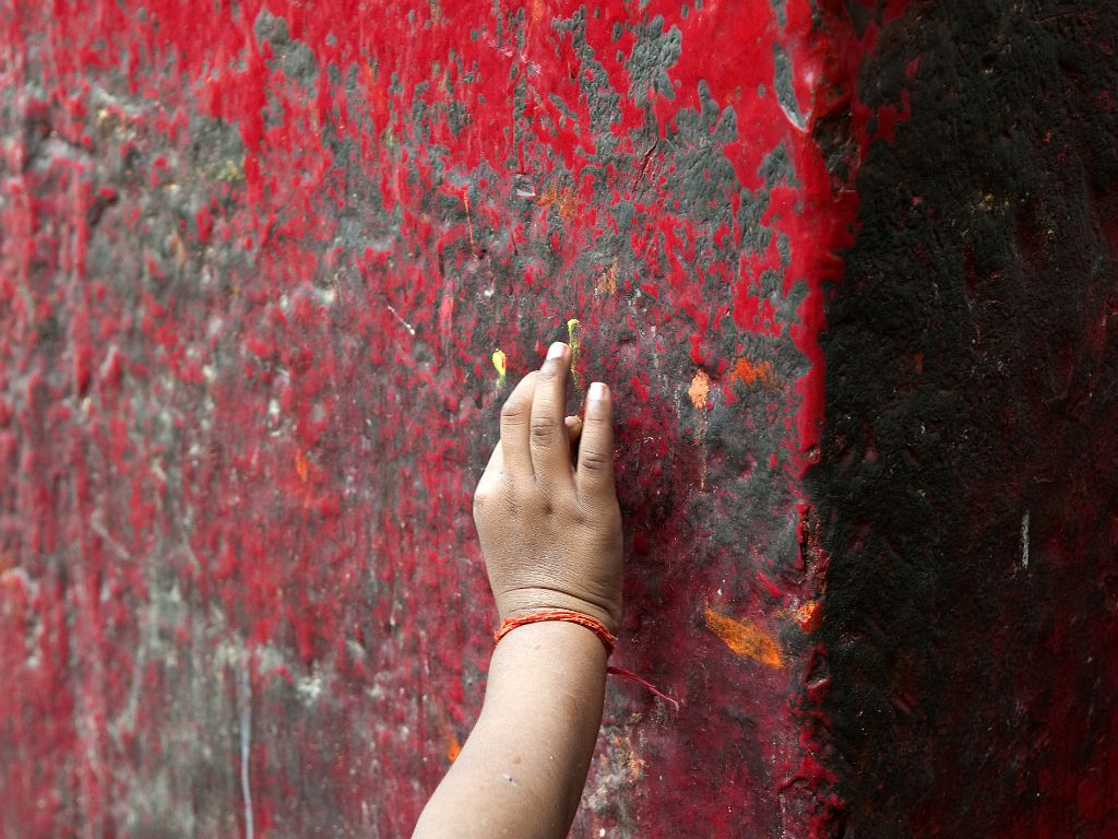 Ofrenda a los dioses, Kathmandu (Nepal), 2010